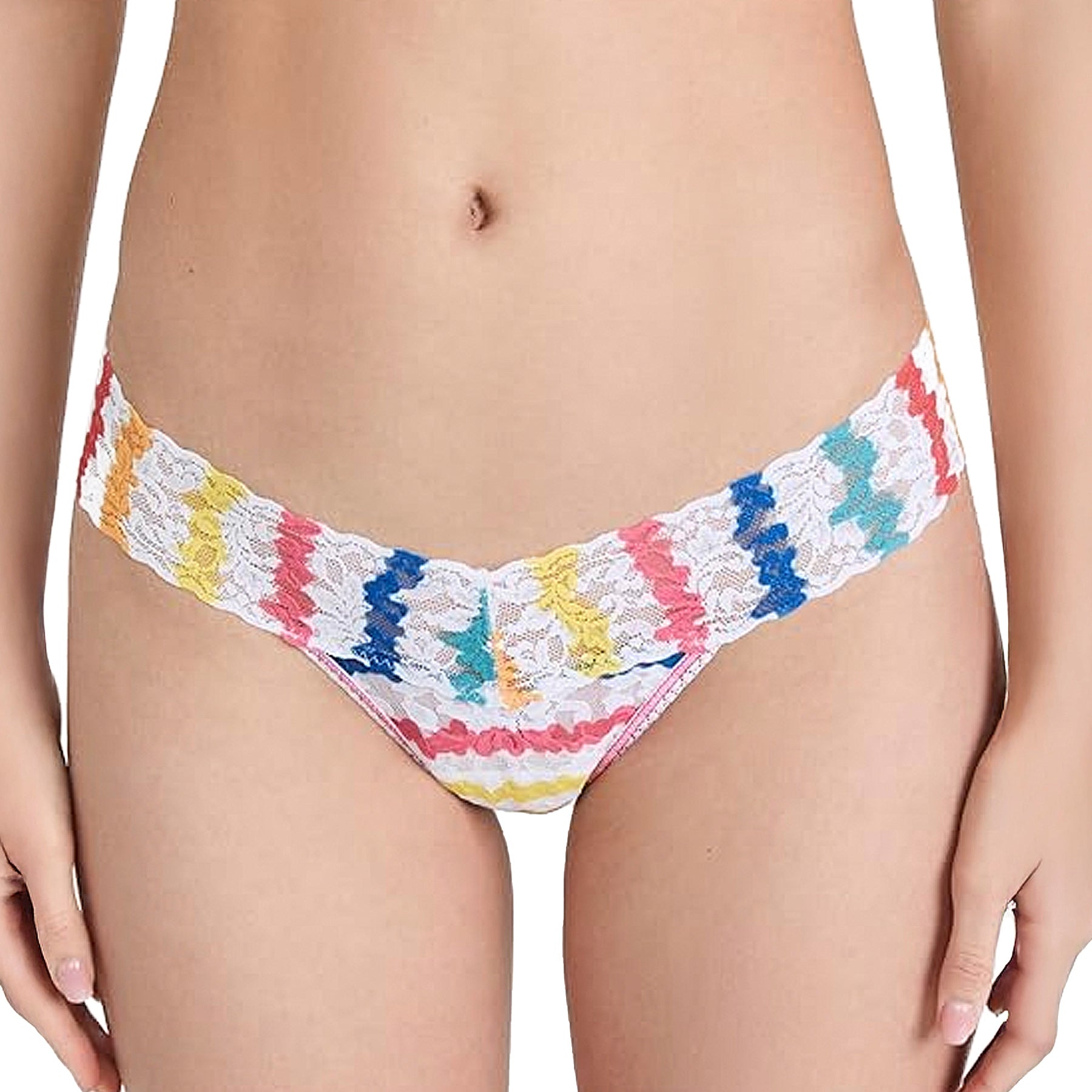 Hanky Panky Signature Lace Original Rise Thong 4811P Wavy Front