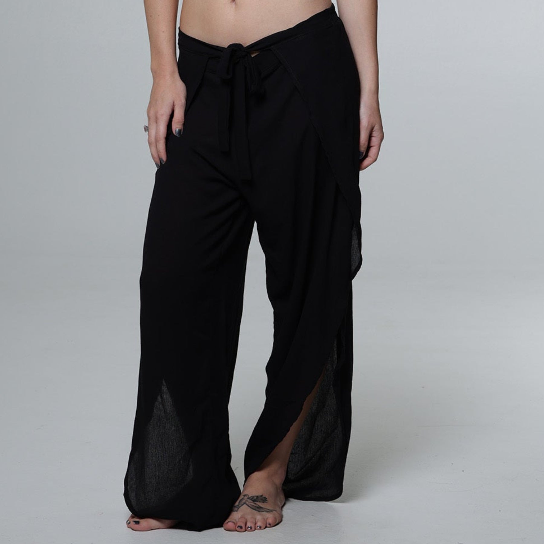 J. Valdi Hac Tulip Pant Coverup J34166 - Black