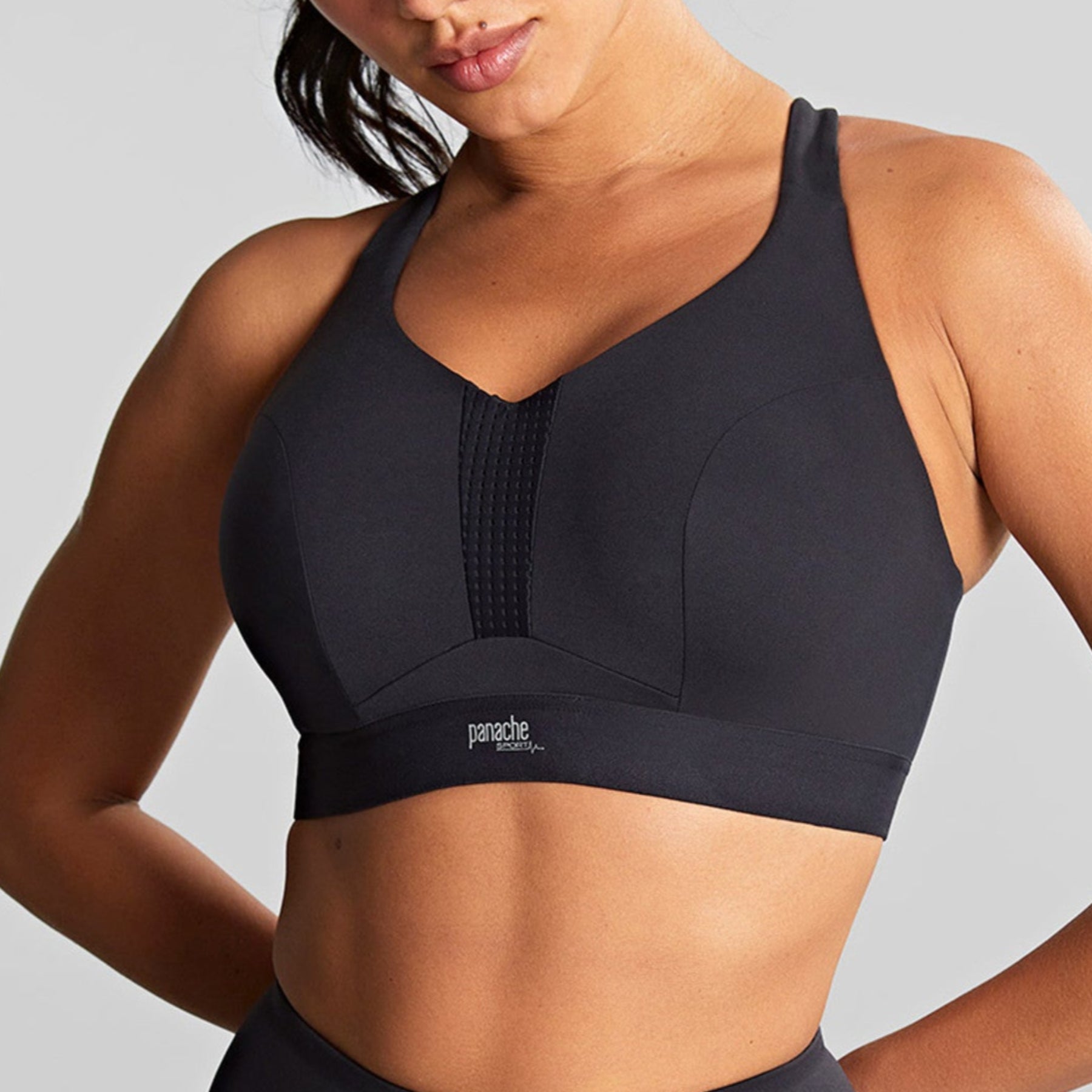 Ultra Performance Non Padded Wired Sports Bra 5022 - Black